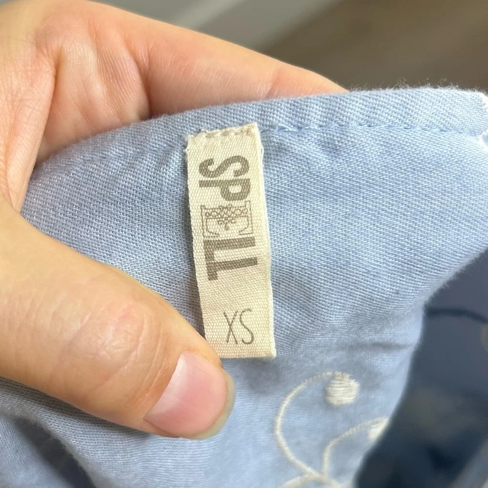 Spell & The Gypsy Casablanca Chambray Embriodered Romper Size Extra Small - Picture 11 of 14